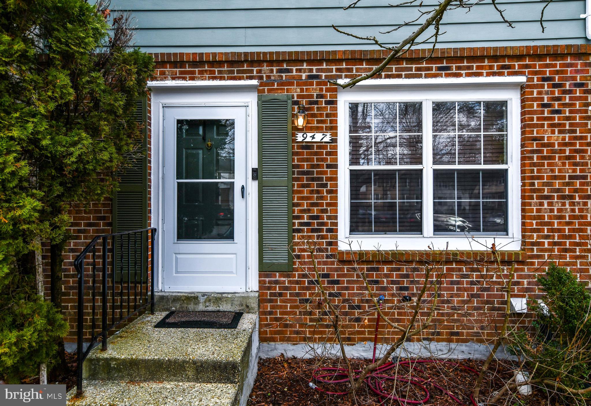 947 St Michaels Drive Bowie, MD 20721 - Photo 3 of 51