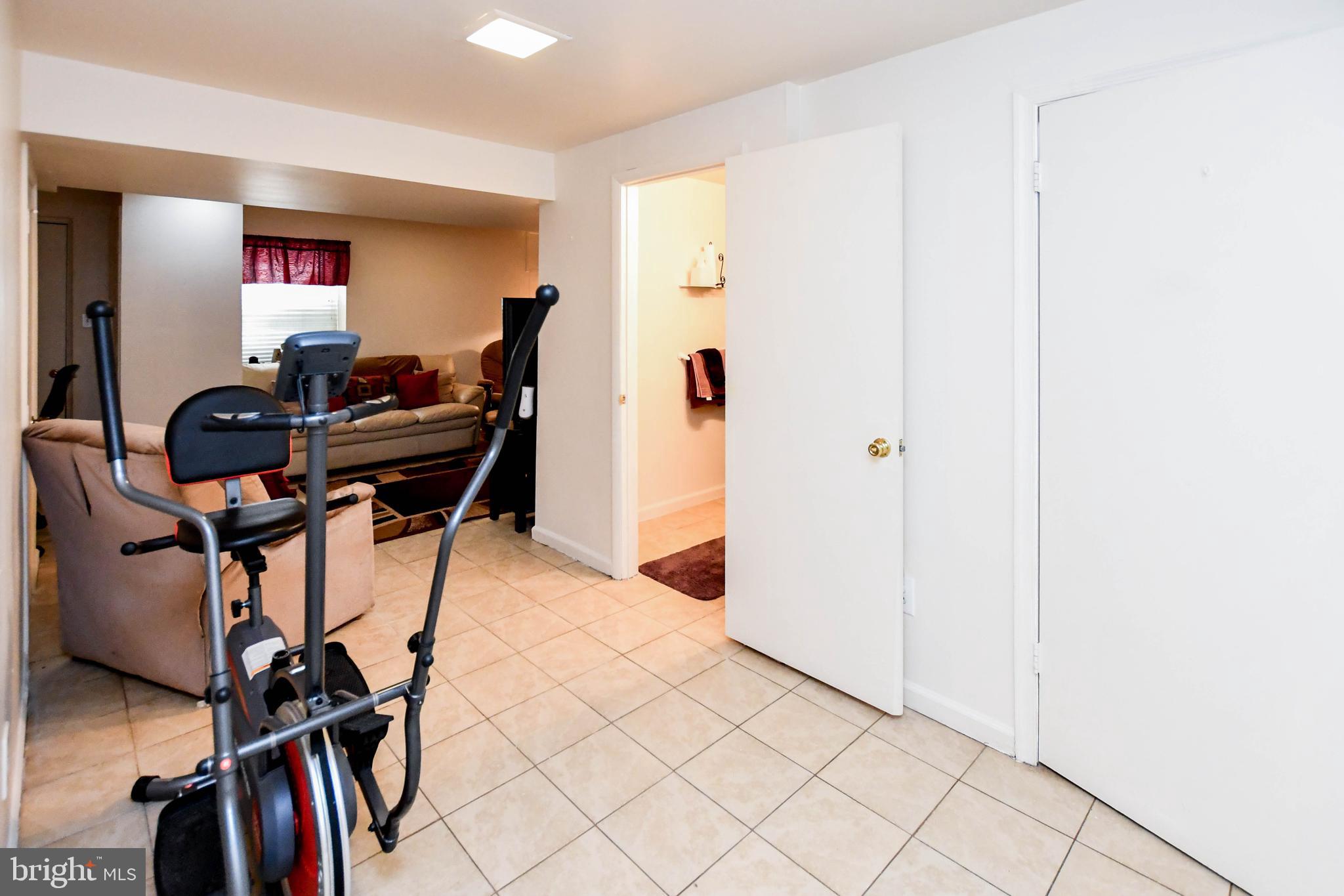 947 St Michaels Drive Bowie, MD 20721 - Photo 38 of 51