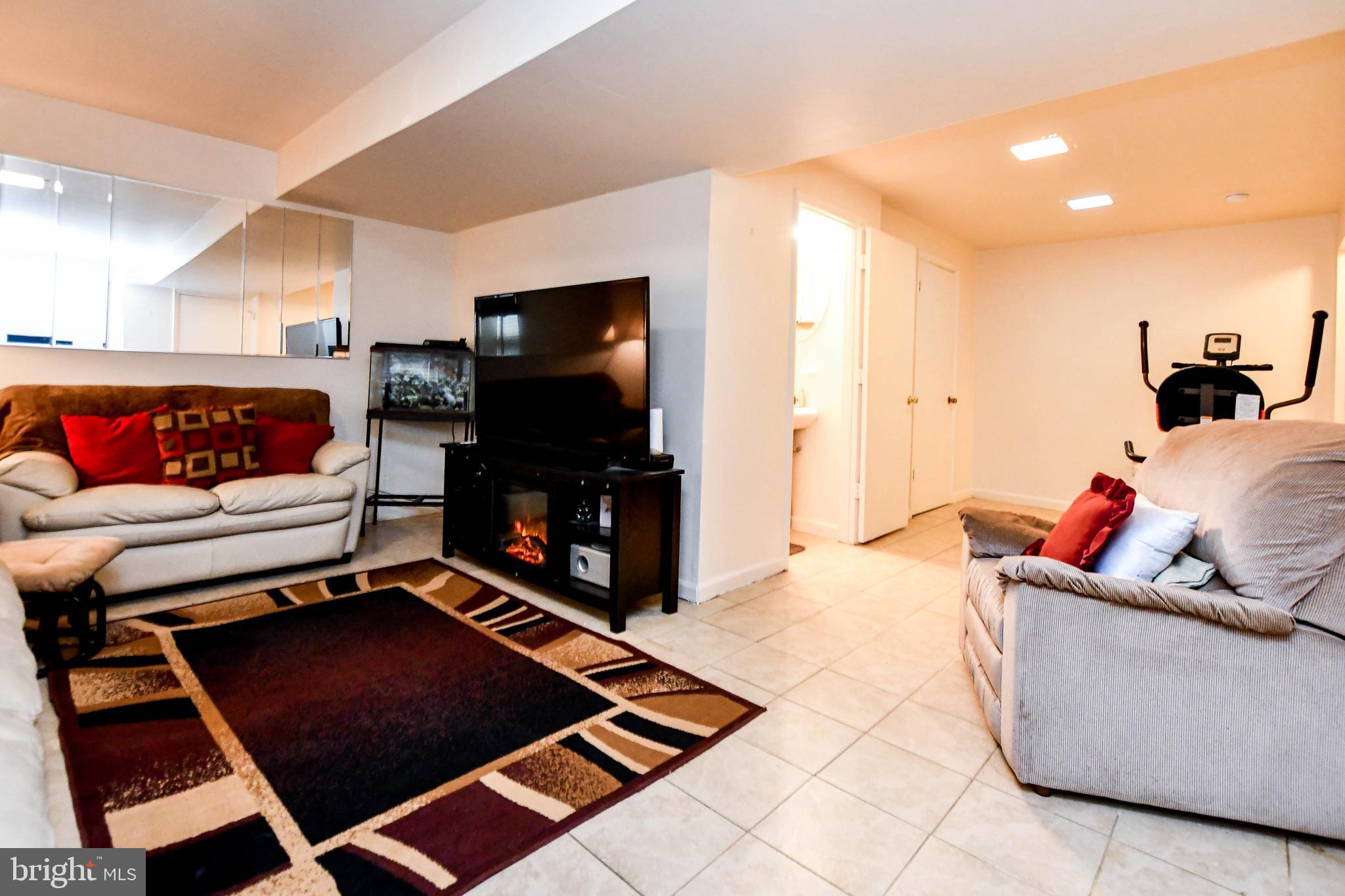 947 St Michaels Drive Bowie, MD 20721 - Photo 46 of 51