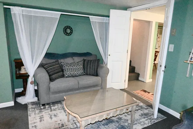 $369,000 | 3 Westerly Terrace, Colchester, CT 06415