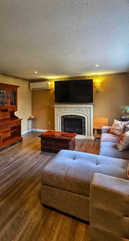 $369,000 | 3 Westerly Terrace, Colchester, CT 06415