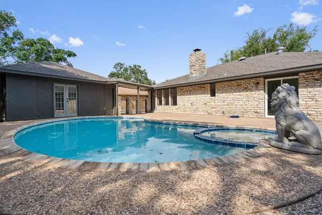 $519,900 | 7008 Beckett Road, Austin, TX 78749