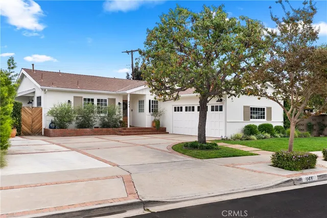 $1,345,000 | 844 Roxanne Avenue, Long Beach, CA 90815