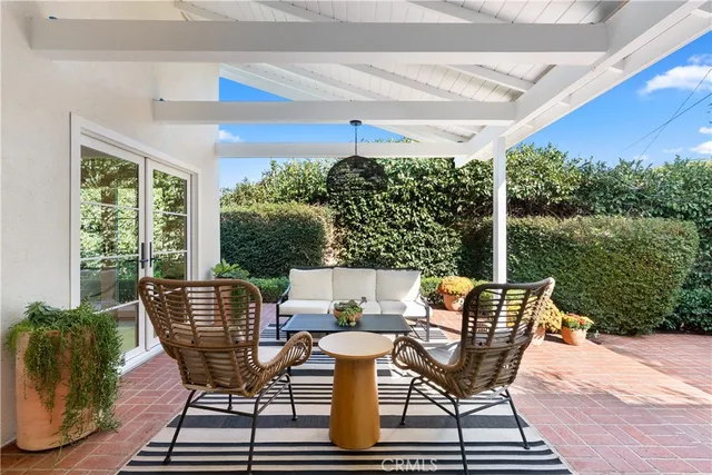 $1,345,000 | 844 Roxanne Avenue, Long Beach, CA 90815