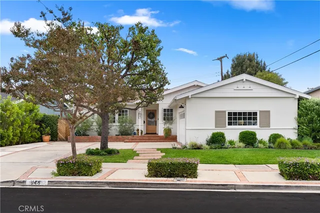 $1,345,000 | 844 Roxanne Avenue, Long Beach, CA 90815
