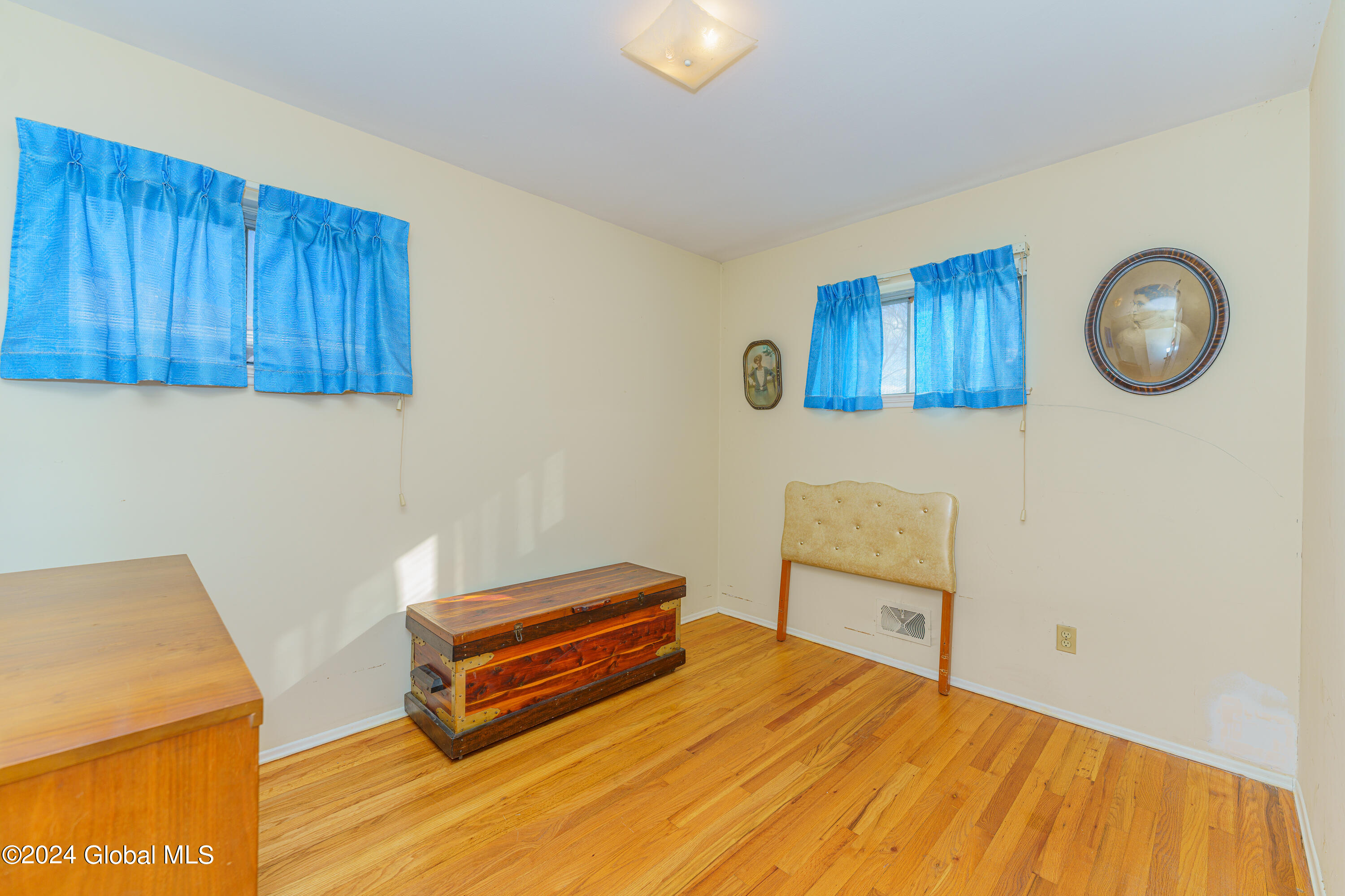 33 Tanglewood Road Colonie, NY 12205 - Photo 8 of 14 4 Bedroom 3