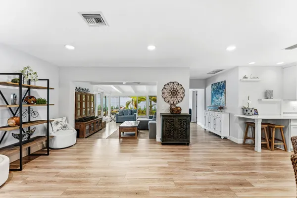 $13,500 | 20 Northwest 11th Street, Delray Beach, FL 33444