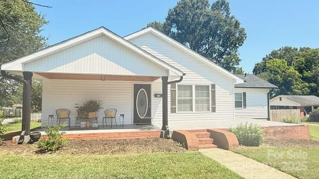 $355,000 | 210 West Church Street, Cherryville, NC 28021