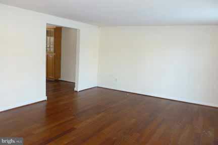 1323 Ava Road Severn, MD 21144 - Photo 2 of 20 Living Room