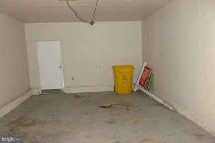 1323 Ava Road Severn, MD 21144 - Photo 9 of 20 Garage