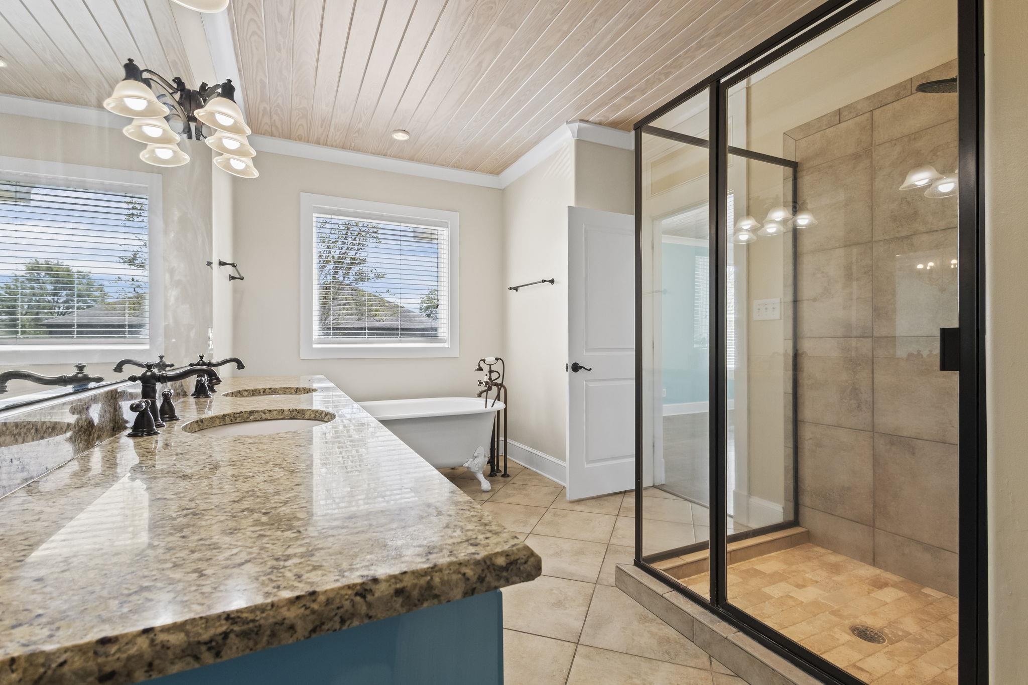 7059 Rocky Rd Loop Gulf Shores, AL 36542 - Photo 24 of 46 Primary Bath