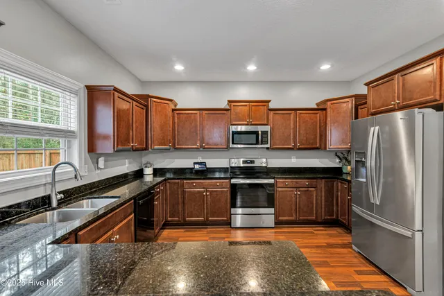 $349,000 | 220 Wood House Drive, Jacksonville, NC 28546