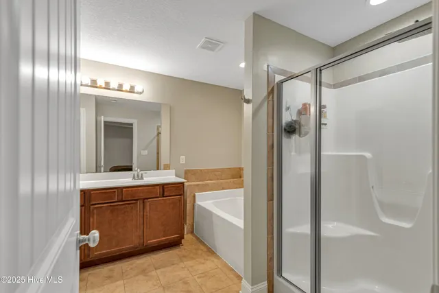 $349,000 | 220 Wood House Drive, Jacksonville, NC 28546