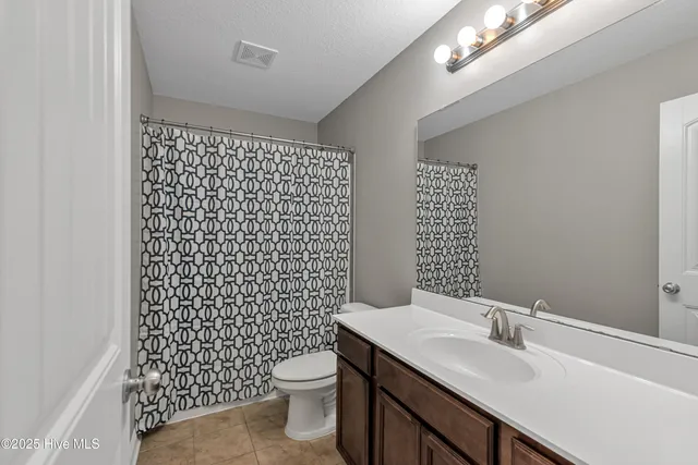 $349,000 | 220 Wood House Drive, Jacksonville, NC 28546