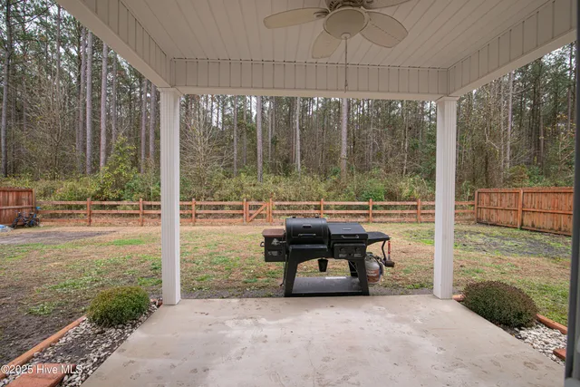 $349,000 | 220 Wood House Drive, Jacksonville, NC 28546