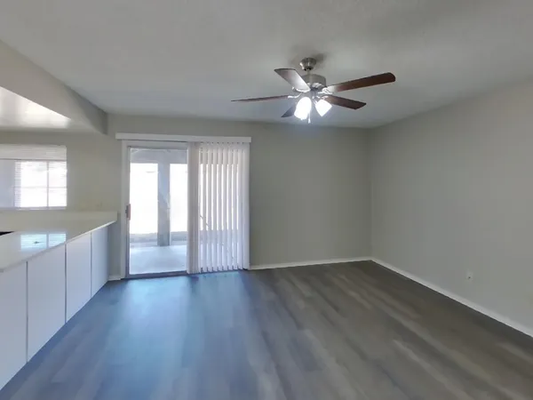 $1,779 | 10906 West Calle Del Sol, Phoenix, AZ 85037