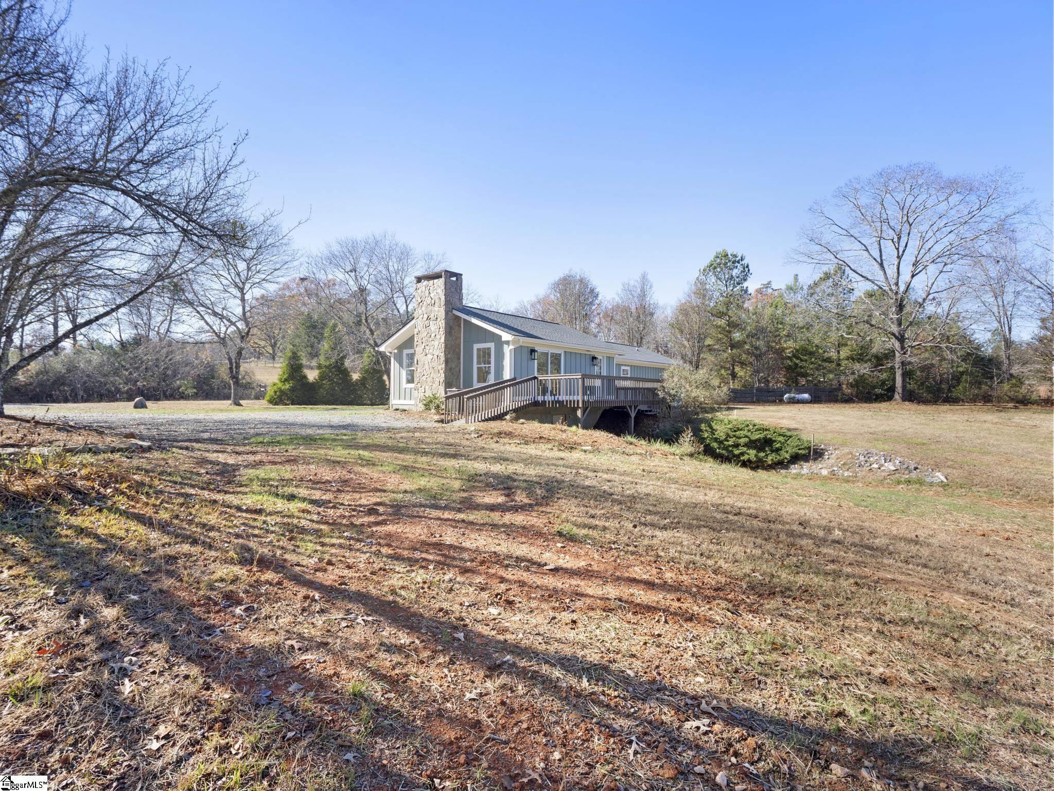 100 Gilbert Road Columbus, NC 28722 - Photo 4 of 27 Gallery Image 4