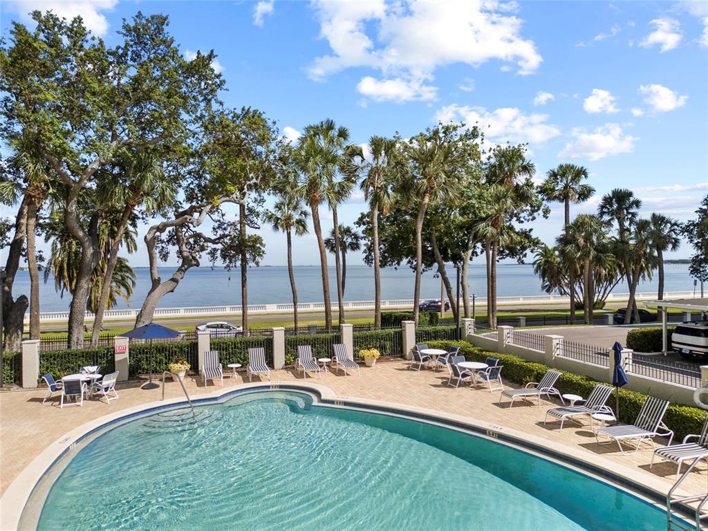 2611 Bayshore Boulevard, Unit 504 Tampa, FL 33629 - Photo 33 of 39 a view of a park with swings and slides