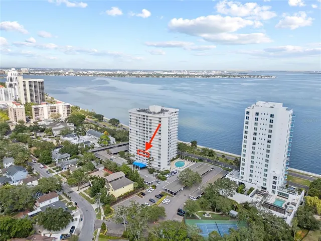 $3,200 | 2611 Bayshore Boulevard, Unit 504, Tampa, FL 33629