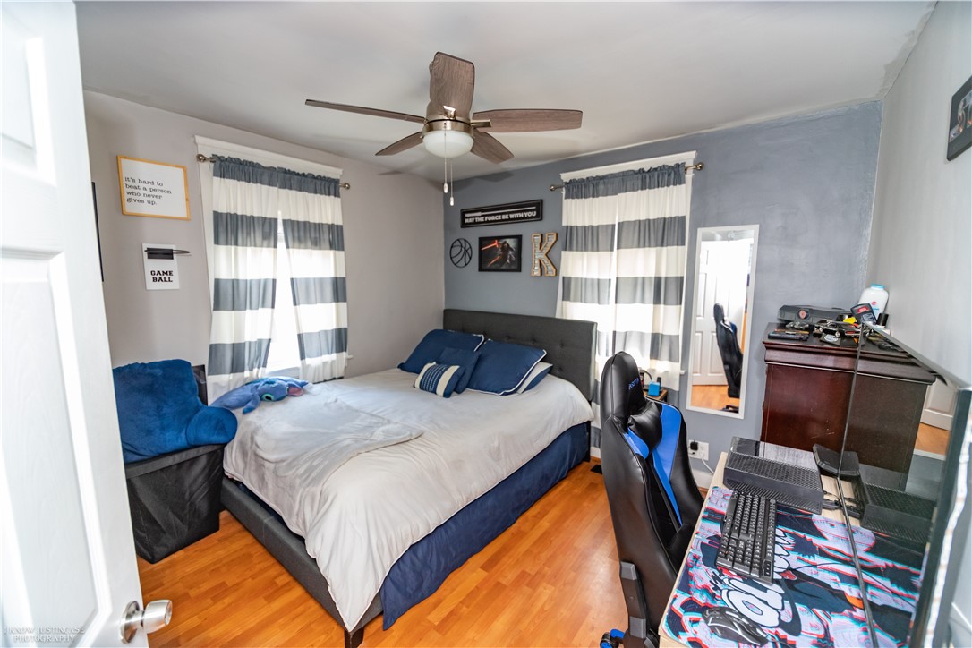 210 Tennyson Road Warwick, RI 02888 - Photo 5 of 18 Gallery Image 5
