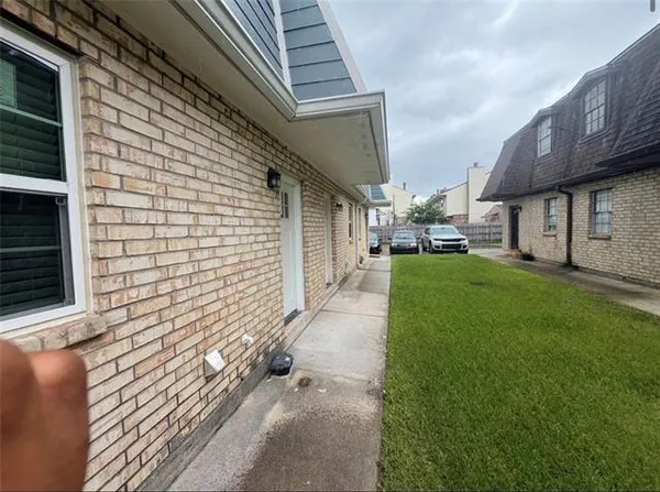 $1,395 | 4116 Delaware Avenue, Unit B, Kenner, LA 70065