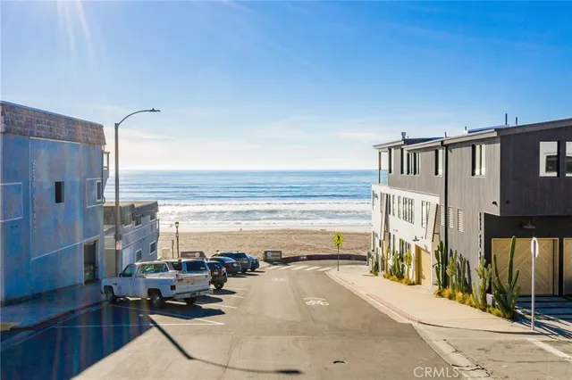$5,500,000 | 2200 The Strand, Unit A, Manhattan Beach, CA 90266