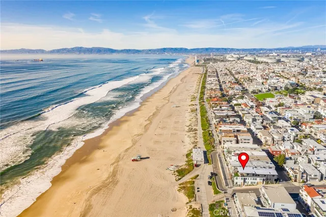 $5,500,000 | 2200 The Strand, Unit A, Manhattan Beach, CA 90266