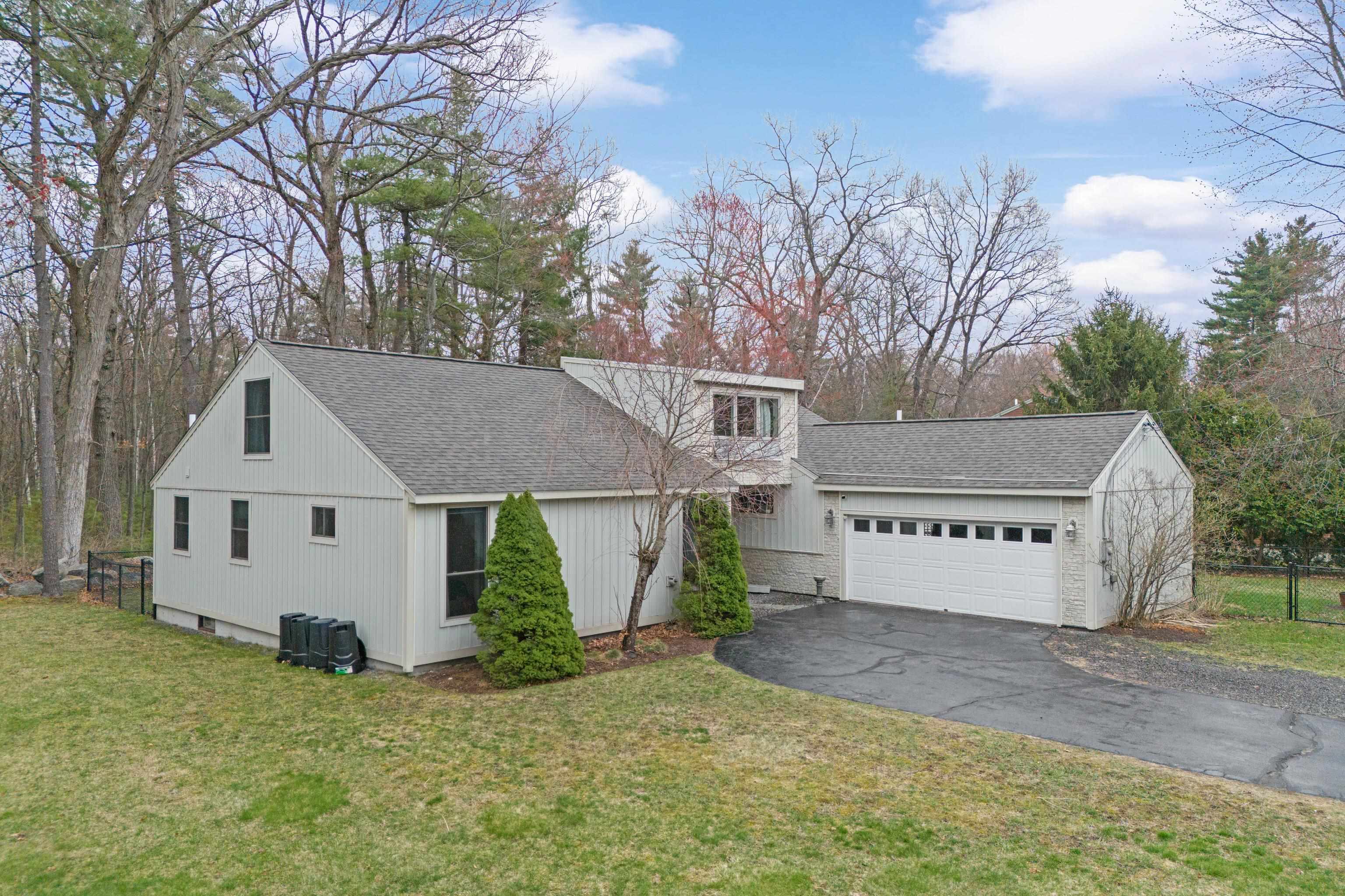 665 Walnut Street Manchester, NH 03104 - Photo 2 of 55