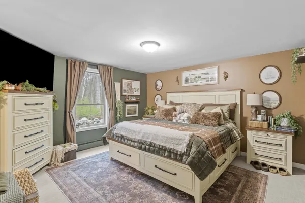 $599,900 | 665 Walnut Street, Manchester, NH 03104