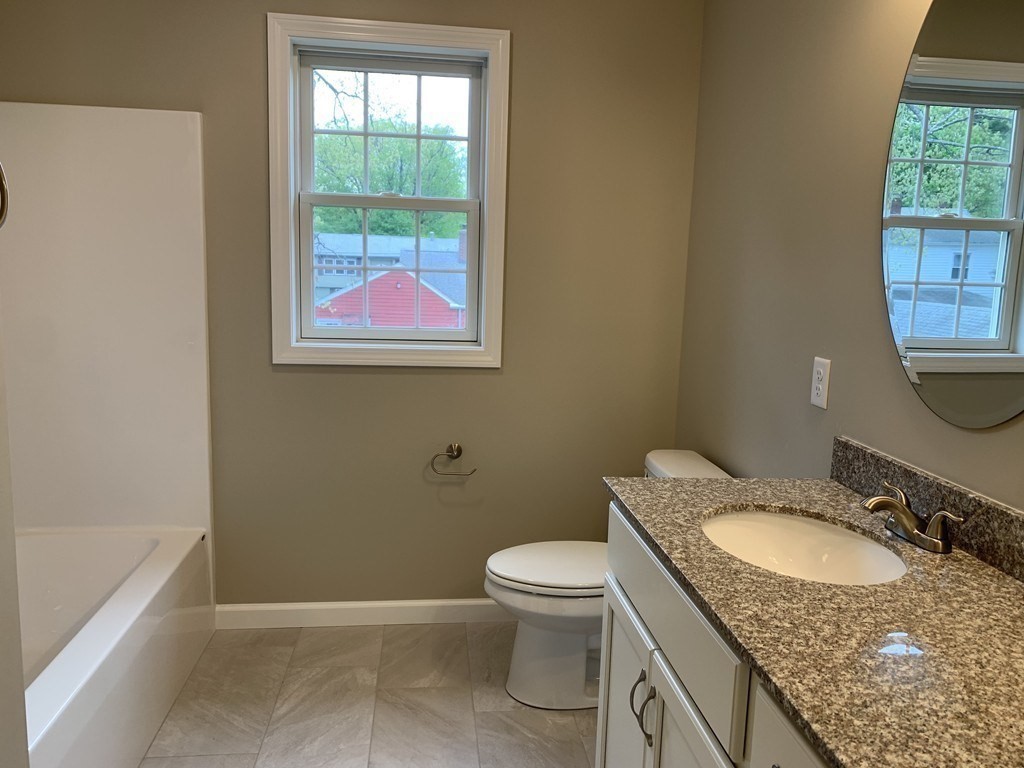 32 Howes Street Springfield, MA 01118 - Photo 15 of 16