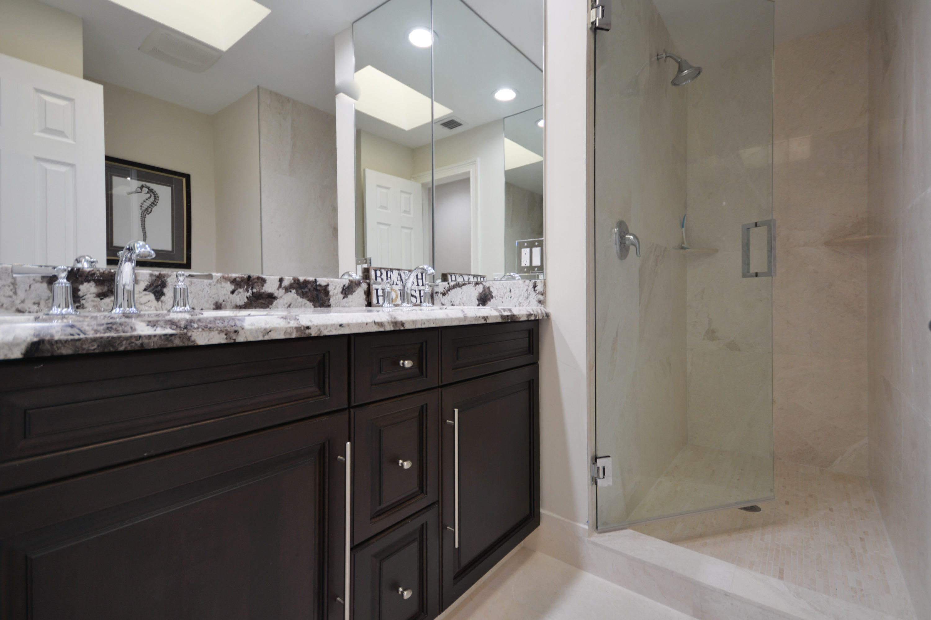 421 East Royal Palm Road Boca Raton, FL 33432 - Photo 28 of 39 421 E Royal Palm Rd Boca Raton-print-034