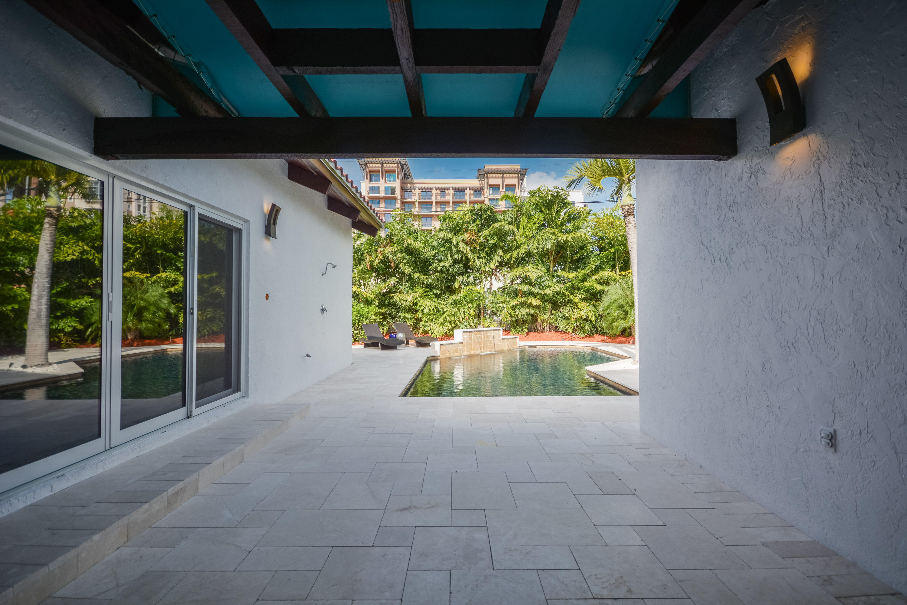 421 East Royal Palm Road Boca Raton, FL 33432 - Photo 29 of 39 421 E Royal Palm Rd Boca Raton-print-035