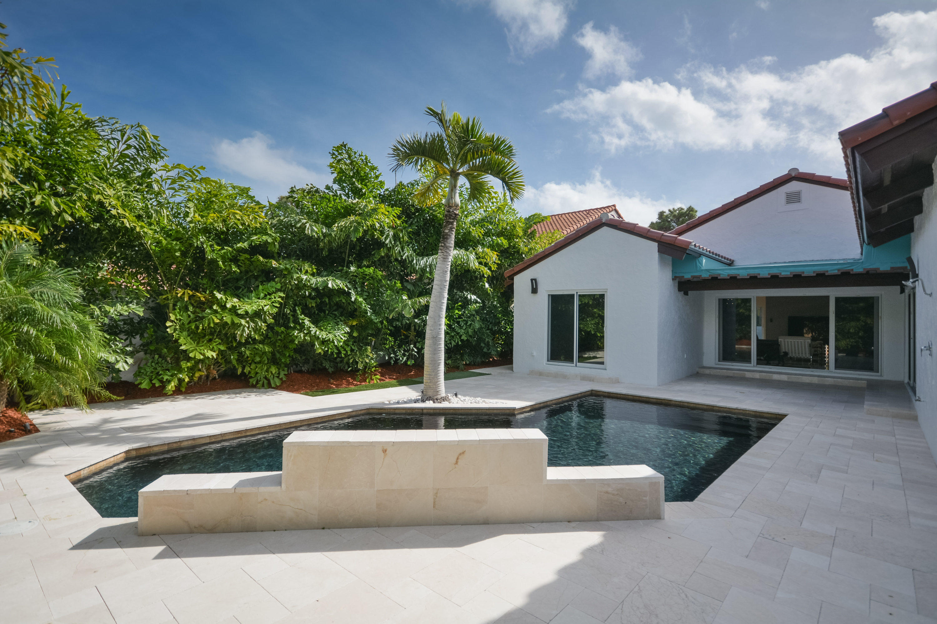 421 East Royal Palm Road Boca Raton, FL 33432 - Photo 35 of 39 421 E Royal Palm Rd Boca Raton-print-041