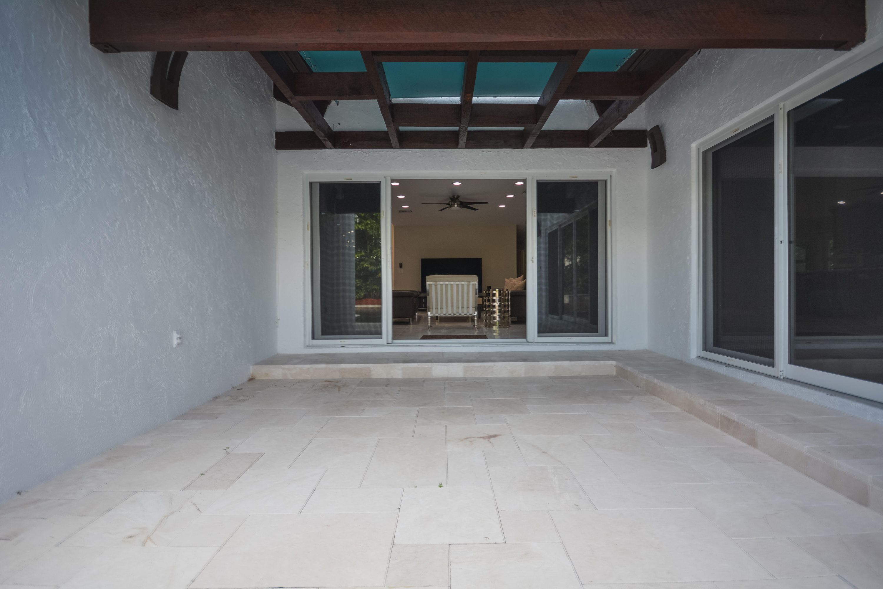421 East Royal Palm Road Boca Raton, FL 33432 - Photo 37 of 39 421 E Royal Palm Rd Boca Raton-print-044