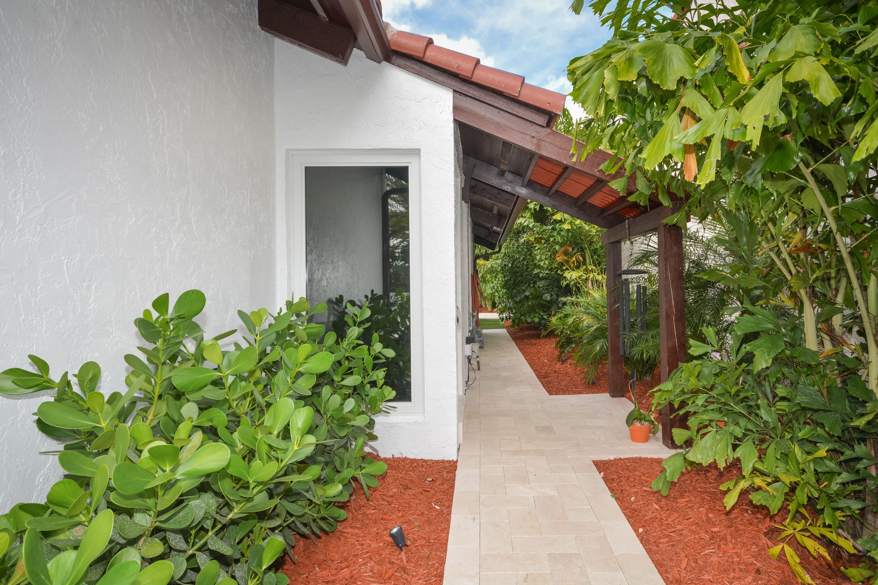 421 East Royal Palm Road Boca Raton, FL 33432 - Photo 38 of 39 421 E Royal Palm Rd Boca Raton-print-005