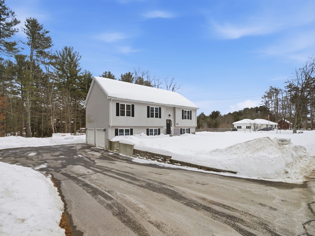 661 Wheelwright Road Barre, MA 01005 - Photo 3 of 41