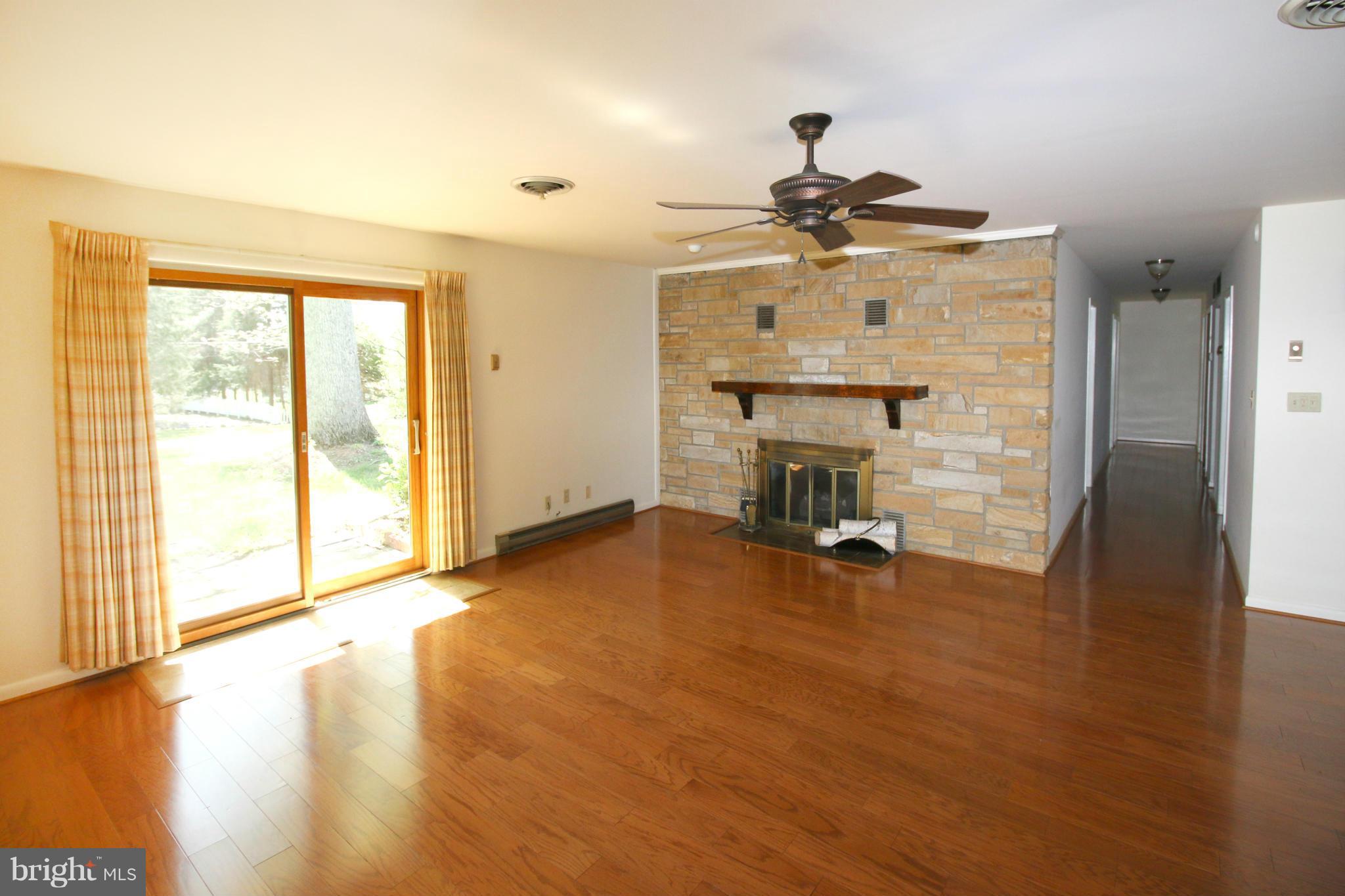 7000 Riley Road Warrenton, VA 20187 - Photo 4 of 24 Family Room
