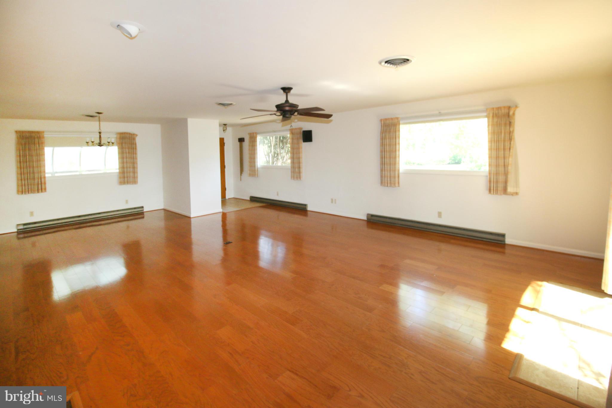 7000 Riley Road Warrenton, VA 20187 - Photo 5 of 24 Family Room