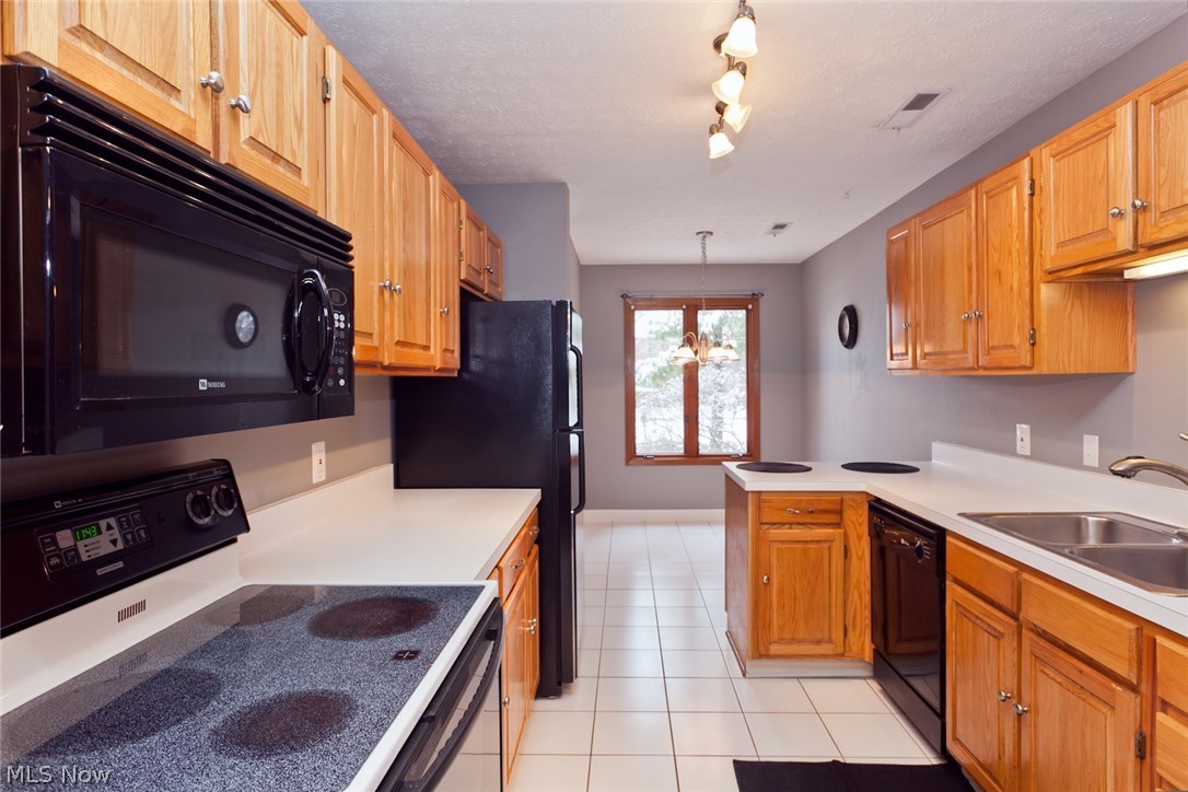 30017 Center Ridge Road, Unit E Westlake, OH 44145 - Photo 4 of 35 Gallery Image 4