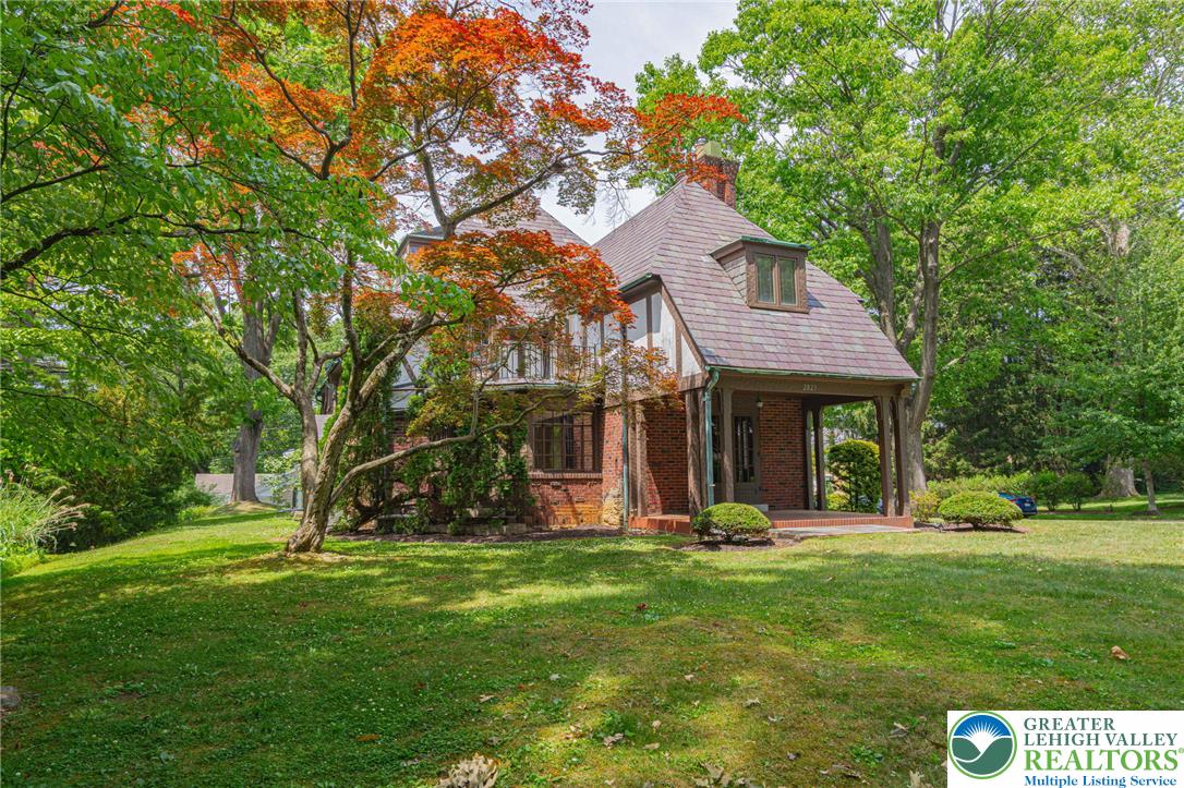 2829 Gordon Street Allentown, PA 18104 - Photo 6 of 56