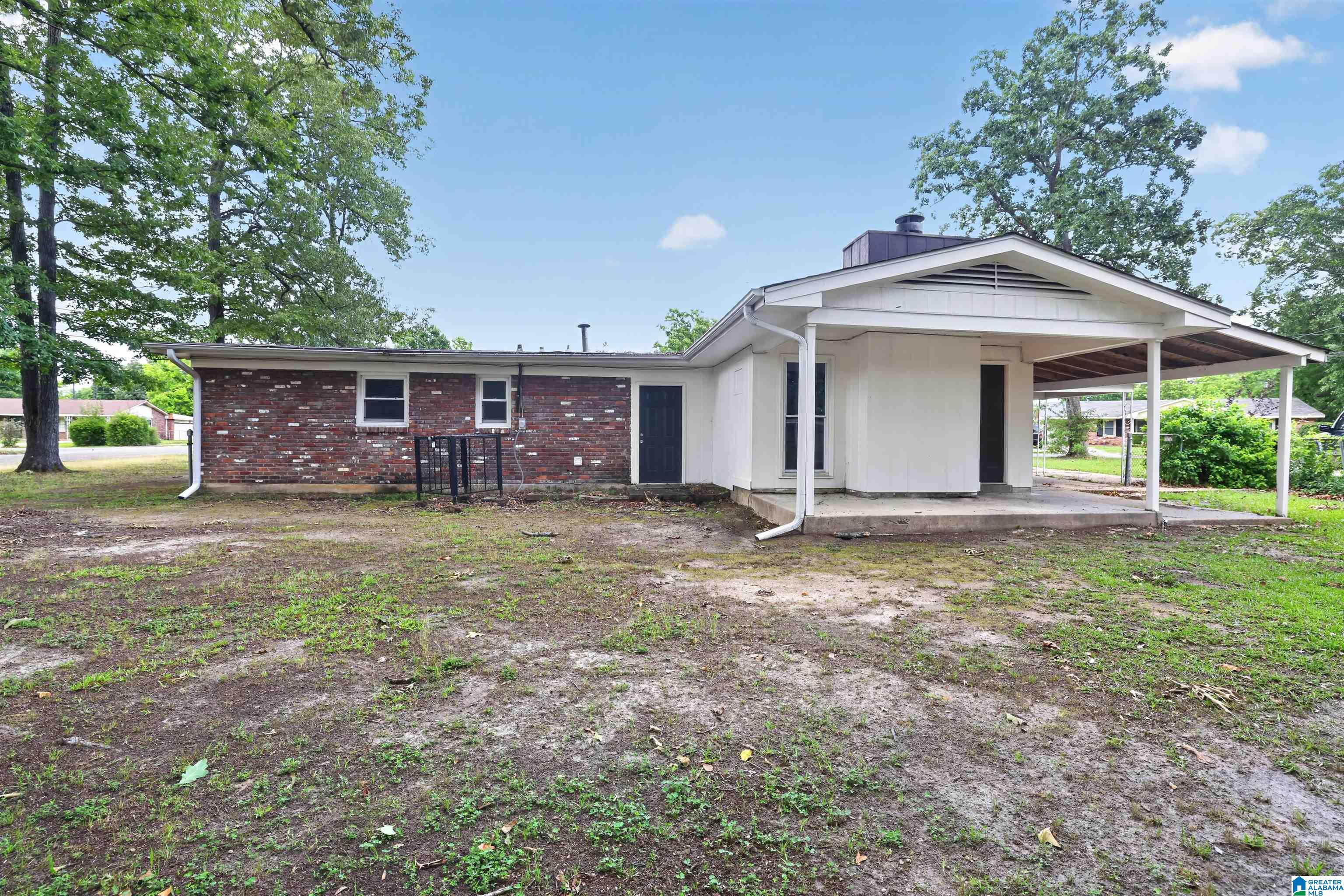 4504 Delray Road Montgomery, AL 36116 - Photo 4 of 32