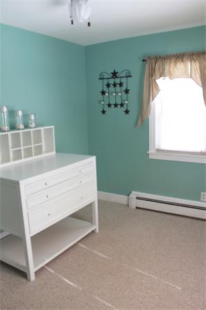 1 Mayfield Road Auburn, MA 01501 - Photo 2 of 13 Gallery Image 2