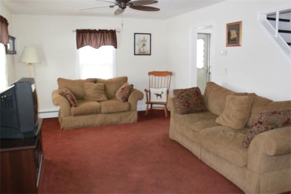 1 Mayfield Road Auburn, MA 01501 - Photo 6 of 13 Gallery Image 6