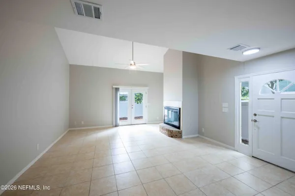 $4,195 | 176 East Coast Drive, Atlantic Beach, FL 32233