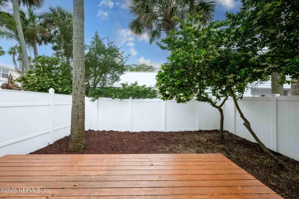 $4,195 | 176 East Coast Drive, Atlantic Beach, FL 32233