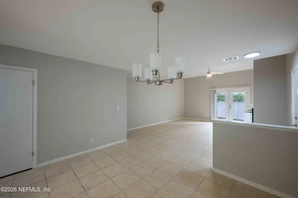 $4,195 | 176 East Coast Drive, Atlantic Beach, FL 32233