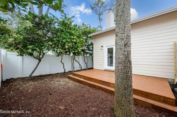 $4,195 | 176 East Coast Drive, Atlantic Beach, FL 32233