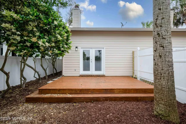$4,195 | 176 East Coast Drive, Atlantic Beach, FL 32233