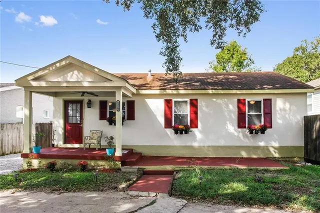 $1,950 | 1529 Filmore Avenue, New Orleans, LA 70122