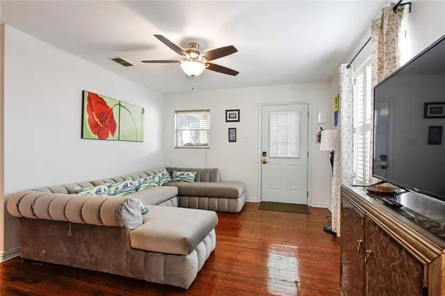 $1,950 | 1529 Filmore Avenue, New Orleans, LA 70122
